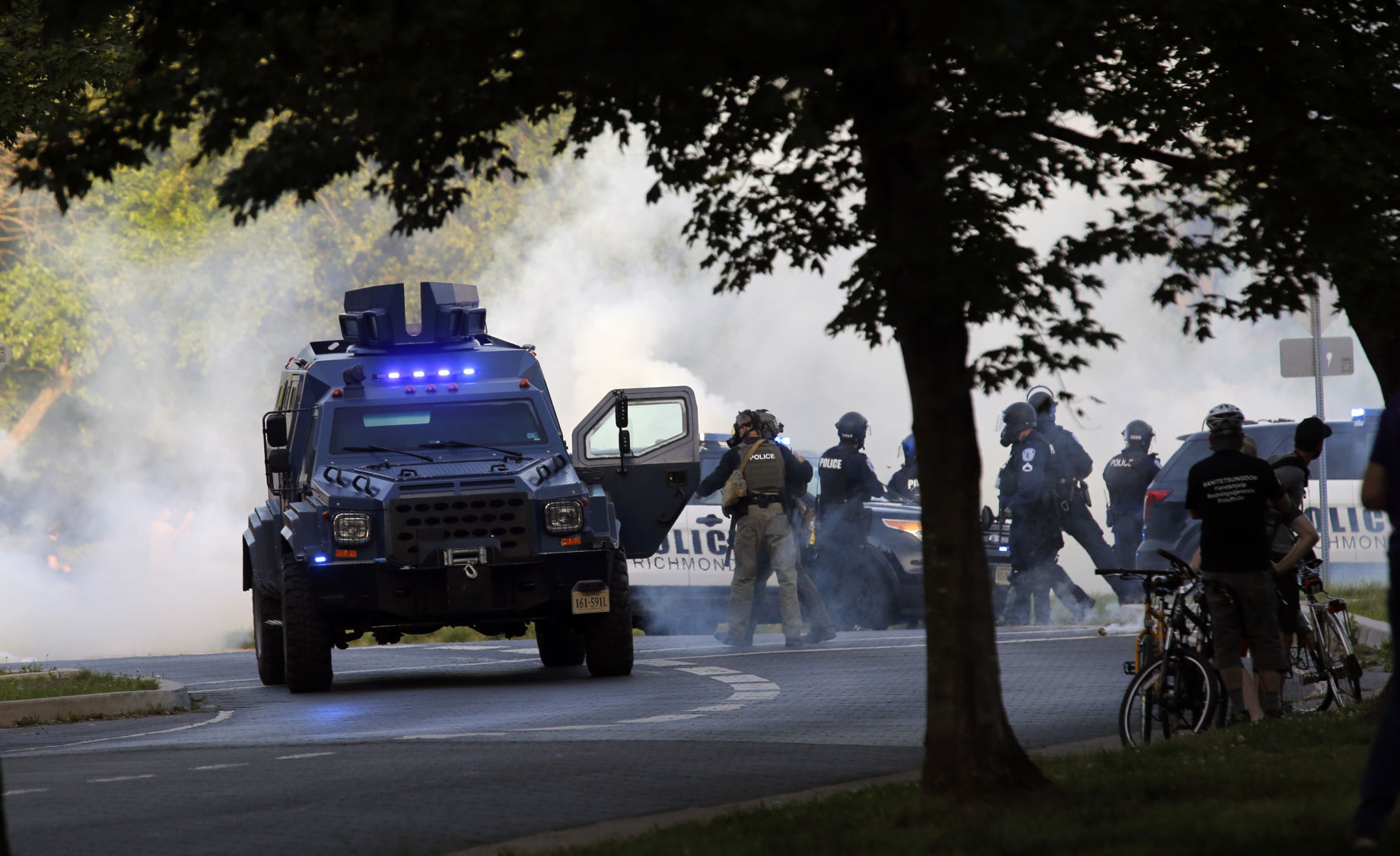 20200602_MET_PROTEST_BB17